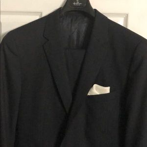 HUGO BOSS MENS SUIT